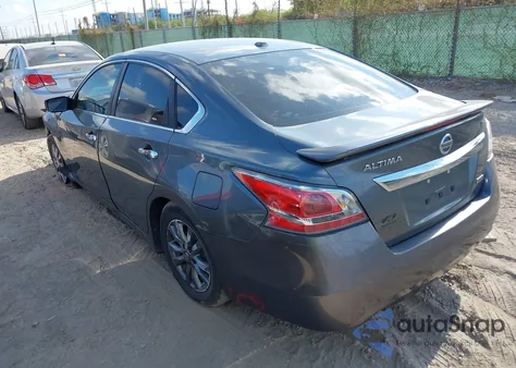 2015 Nissan Altima 2.5 S z USA, uszkodzony, nr VIN 1N4AL3AP5FN902234